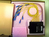 10 channel JDS C-band 200GHz demux (two 1x5 200GHz demuxes), with 2 upgrade ports. 10 channels are from 1538.186nm to 1545.322nm . With SC/PC connectors. P/N: WD15010M2C3-NT3