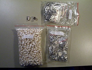 Simplex FC/PC to FC/PC. DD-style. With nuts. Key width is about 2.22mm. Zirconia internal split sleeve. P/N: AD-FPFP-D2-C; ; P/N: 253-143