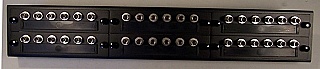 Adapter panels in 19 inch rack. With 36 ST adapters. With bronze internal sleeve. Fo MM fiber. Ortronics model: OR-615MMC-72P-00