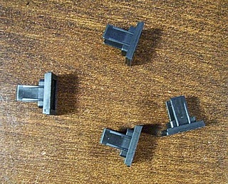 Dust cover for fiber SC adapter