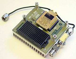 40Gb/s OC-768 1:16 CDR/Demux and 50GHz DC-block. Model: Sierra SMI4033-02 and Picosecond 5509