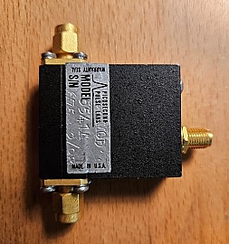 >26GHz Bias Tee. Picosecond Pulse Labs model: 5541A. Bias tee port is female SMA interface, RF and common ports are male SMA connectors.