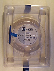 FBG, packaged with 2-fibers, peak wavelenth from 1533.27nm to 1562.03nm. seems 50GHz drop-notch filter. JDS model: FBG-15xx.xx-N21-0.8A22A