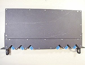 It is empty enclosure only. There is no mux module inside. 1x40 100GHz-spacing 40-ch DWDM Multiplexer, 1530.33-1560.42nm, P/N: DWDMM2J2151SL12