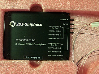 1x8  8 Channel C-band 100GHz DWDM demux with 5% tap. 8 channels are from 1546.119nm to 1551.721nm. JDS P/N: WD1508D1-TL2G