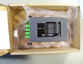 1x8  8 Channel C-band 200GHz DWDM demux. 8 channels are from 1549.315nm to 1560.606nm . With 9 SC/APC adapters. HARMONIC P/N: HWD1108-W01-AS-1