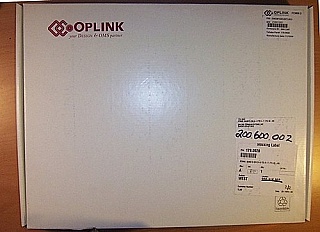 1x8  and 8x1 8-channel C-band 100GHz DWDM mux/demux pair. 8 channels are from 1538.19nm to 1543.73nm. With two SC/APC and two MPO/APC connectors. OPLINK P/N: DWDM108C49TLB03