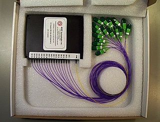 1x16 200GHz-spacing DWDM multiplexer(skip center channel 1547.72nm), 1535.04-1546.12nm, 1549.32-1560.61nm. DWDM-2-16-09-1-21-SC/APC-M, no actual test sheet