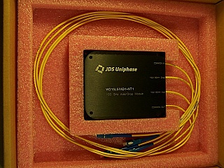 4-fiber-ports 100GHz-spacing  1531.90nm-add/drop OADM over C-band. JDS model: WD15L57AD1-NT1