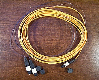 MTP-MTP 8-fiber MMF jumper