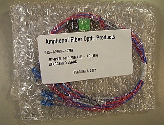 MTP/APC(female) - LC/PC 10-fiber jumper