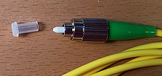 Min order qty=4. $3.55 each if buy 100pc. FC/APC-FC/APC 3-meter SM Fiber simplex jumper in 3mm cable, Corning SMF-28e fiber. Economical products. It may not match fiber connectors of other brands well. P/N:SX-FC/A-FC/A SM 3.0mm-3M PVC Yellow