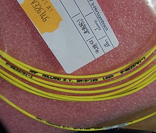 SC/APC-SC/APC 5-meter simplex fiber jumper. TYCO/AMP P/N: 0-0233186-5