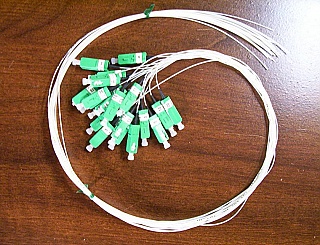 $1.5 each if buy 10pc. SC/APC 900um-buffer fiber pigtail. >0.15 meter. Slightly used. We will verify condition before shipping