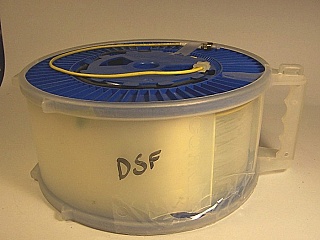 25.26km Corning dispersion-shifted fiber (DS,DSF) spool. With 2 FC/PC connectors.