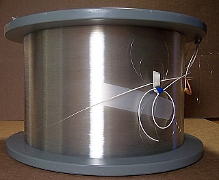 13.164km or 13.214km Lucent/AT&T dispersion-shifted fiber (DS,DSF) spool. With zero dispersion around 1550nm. Without fiber connectors. Fiber ID number ending with "DCB".