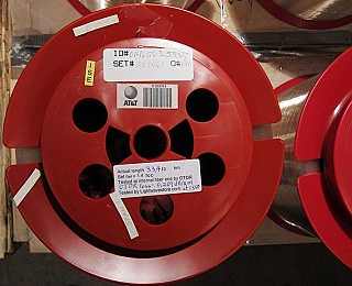 30km or 33km Lucent/AT&T dispersion-shifted fiber (DS,DSF) spool. With zero dispersion around 1550nm.