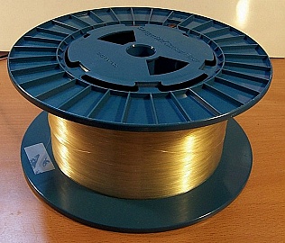 About 1km 50/125um 400um-coated Corguide MMF, by Corning. NA=0.2