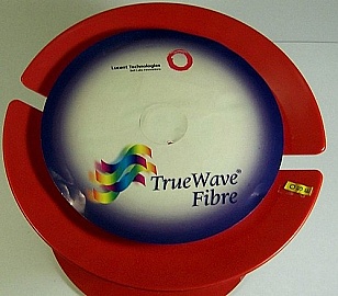 10.150km Lucent Truewave-plus fiber spool. With 2 FC/APC connectors.