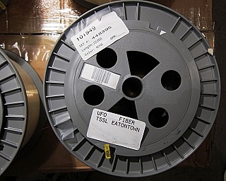 25km or 30km Lucent/AT&T Truewave "-" fiber spool. With negative dispersion around 1550nm. Without fiber connectors. 'UFO' Fiber. Without actual dispersion test data.