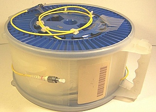 25.26km SMF-28 bare fiber spool, with 2 FC/PC connectors