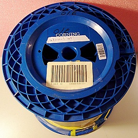 35.76km SMF-28 bare fiber spool. Internal fiber end is not accessible. with one SC/PC connector at external end.