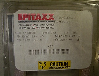 1.31um/1.55um PIN photodiode,  75um active area detector. With LC/SPC connector. SM fiber.  Epitaxx model: ETX 75 HC LC
