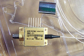 10Gb pin-preamp receiver,  RF connection is K-connector(SMA-compatible), with  high transimpedance. Lucent/Ortel/Agere model: 2860C-C11