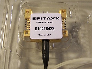 10Gb JDS PIN-TIA high gain SFF receiver, with LC/PC connector.  JDS model: ERM568 ECB LC