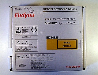 10.7Gb InGaAs-APD/Preamp receiver, Eudyna(FUJITSU) model: FRM5N141GT205L. "mechanical sample" is marked on the product box.