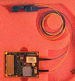 10.7Gb APD/Preamp receiver. With SC/PC connector.  Fujitsu model: FRM5N142GW. Inside unused systems.