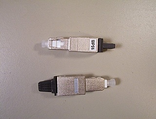 15dB Fiber adapter with fixed loss, SC/UPC - SC/UPC