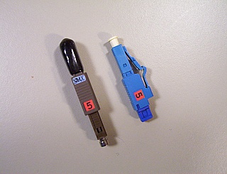 5dB Fiber adapter, fixed loss, LC/UPC-LC/UPC