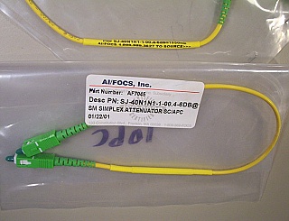 6 dB at 1550nm 0.4-meter SC/APC-SC/APC 3mm cable fiber jumper.