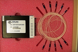 1x9 splitter over 1528-1564nm. One port is about 36%, test 8 ports are about 8% each. Oplink P/N: SWFC0C0109TLB01