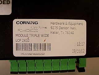 2x32 splitter for both 1.3/1.55um. Dual input ports of 1x32 splitter. With SC/APC connectors. Made by Corning
