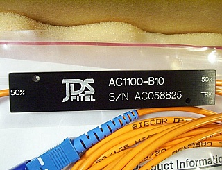 50%/50% 1x2 broadband MMF coupler/splitter, over 1500-1580nm and 1275-1335nm. 3 SC/PC connectors. JDS model: AC1100-B10