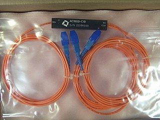 10%90% broadband 1x2 coupler over both 1.3 and 1.55um windows, 62.5/125/3000um MM fiber. with 3 SC/PC connectors. JDS P/N: AC1900-C10. Not ship with box to save shipping, With actual test data.