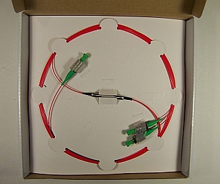 1550nm 1x2 polarization combiner/splitter. With 3 FC/APC PMF connectors. P/N: PBC-1550-1X2-3-900-1-FA. New released products from manufacturer.