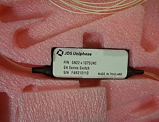 2x2 JDSU latching Switch without fiber connectors, 1525-1575nm. JDS P/N: SN22+1075UNC.