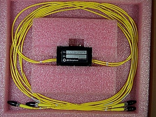 2x2 JDSU non-latching Switch with 4 ST connectors. 1.55um. TTL drive. JDS P/N: SW202+2275USPL1.5, model: SW+2-00065
