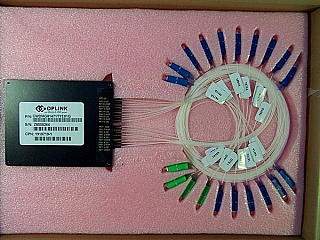 20-port Coarse WDM (OADM) from 1470nm to 1610nm plus 1310nm,  Oplink P/N: CWDMG81471TYPE01G. Tyco P/N: 1919719-1