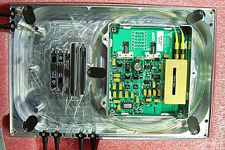 Gain-flat 1.55um passive EDFA booster module by JDS. OA1530-32-OUTH.  External pump lasers are required.