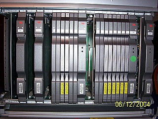 OC-192 enclosure/shelf loaded with cards, w/ fan units