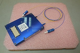1549.716nm-tunable 10Gb OC-192 DWDM 7dBm long-reach transponder, With 20mW PMF CW tunable laser, 10Gb modulator with PD, and an optical receiver. Finisar P/N:12TRSAU4MASCB.