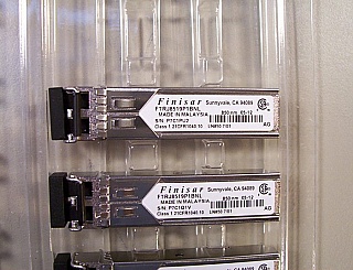 850nm 2.125 Gb/s Short-Wavelength SFP Transceiver. FTRJ8519P1BNL. Duplex LC/PC receptacle