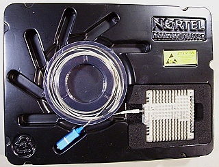 1535.04nm 1.5 to 2.5dBm WDM transmitter module. Type: MDTL162W3504-135C28