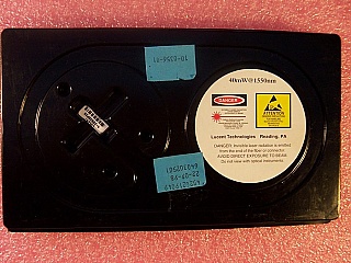 1554.13nm 14-pin butterfly DFB laser module, operating power 10mW. model: M-D2525P29