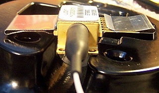 1554.13nm 14-pin butterfly DFB laser module, operating power 10mW. model: M-D2525P29