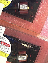 1551.397nm 2mW 2.5Gb DFB laser module, Lucent/Agere P/N: D2511G. Used, soldered, with short leads. Without manufacture test data